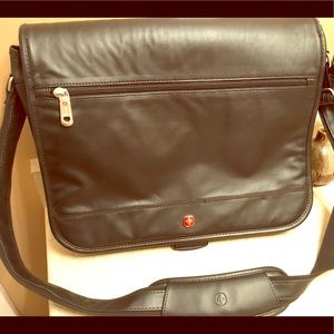 Swiss Gear/ Wenger Brand Laptop Messenger Bag